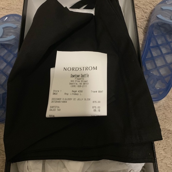 Chanel mules size 37(fits like 6.5) - Picture 4 of 4